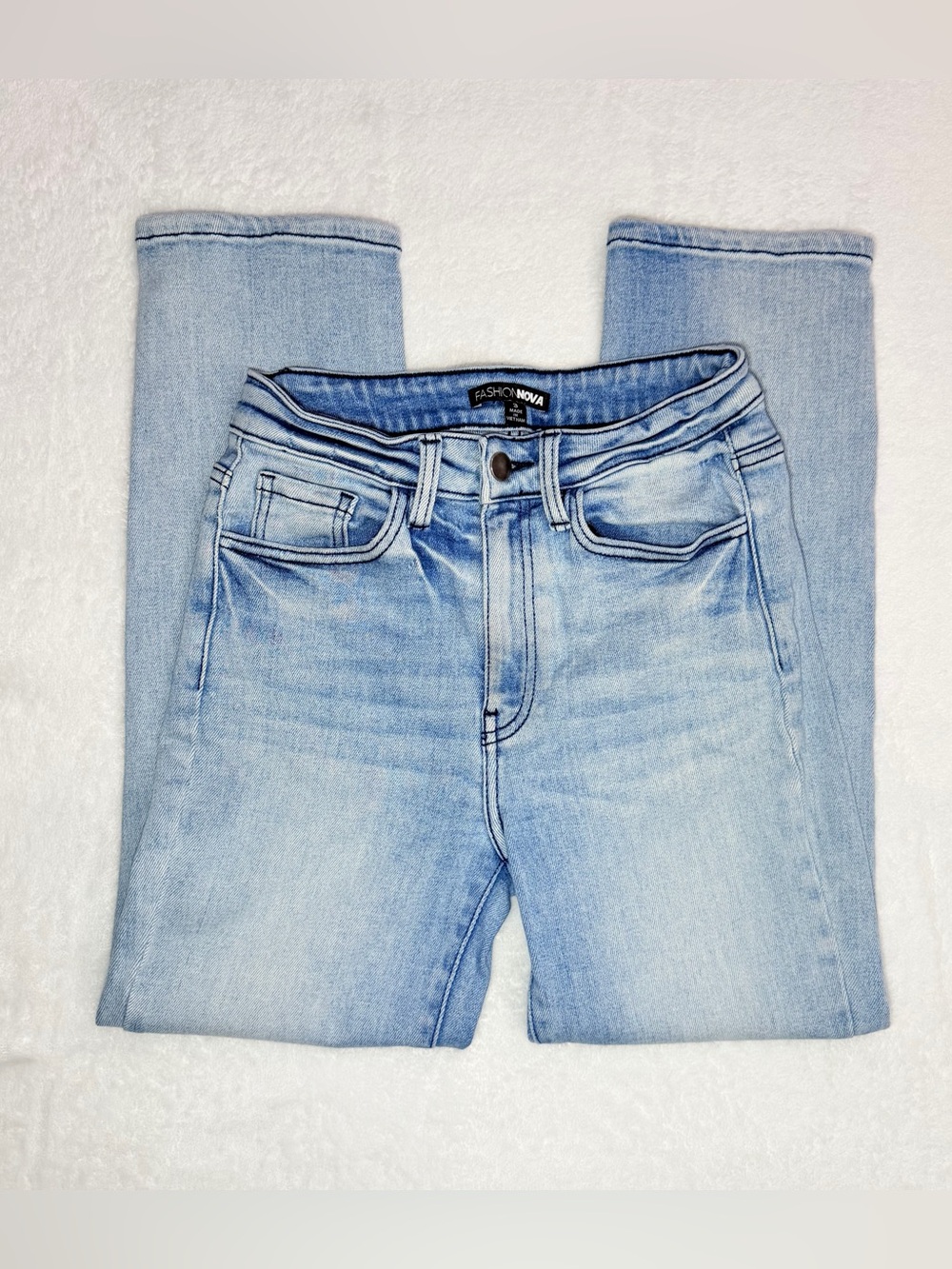 Fashion Nova Women’s High-waisted Jeans - Light Wash Skinny Jeans - Size 3